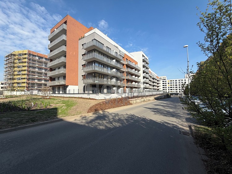 Prodej bytu 2+kk 56 m² (Jednopodlažní) - foto 1