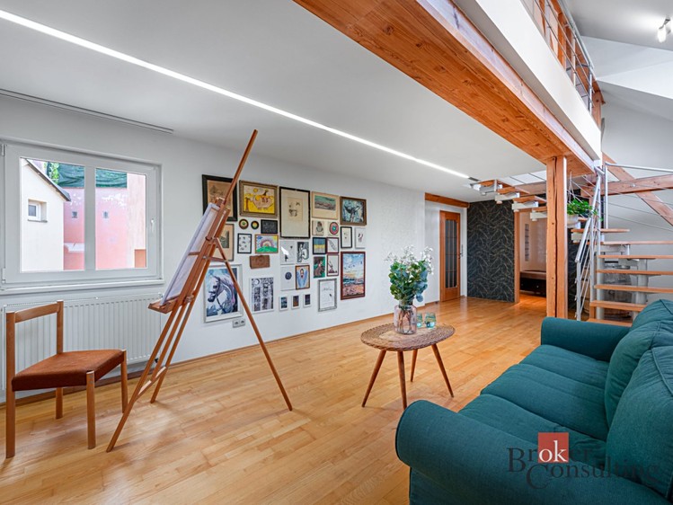 Prodej bytu 4+1 156 m² - foto 3
