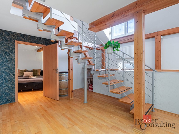 Prodej bytu 4+1 156 m² - foto 5