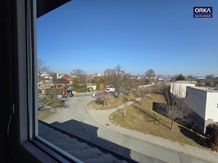 Prodej bytu 4+kk 100 m² (Podkrovní) - foto 8