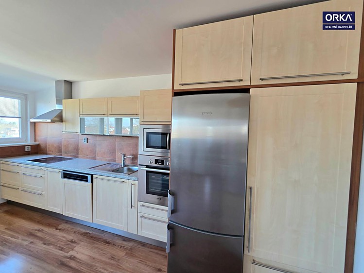 Prodej bytu 4+kk 100 m² (Podkrovní) - foto 5