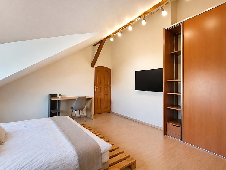 Prodej bytu 3+kk 129 m² (Mezonet) - foto 3