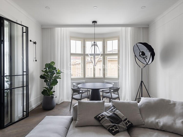 Prodej bytu 3+kk 81 m² - foto 1