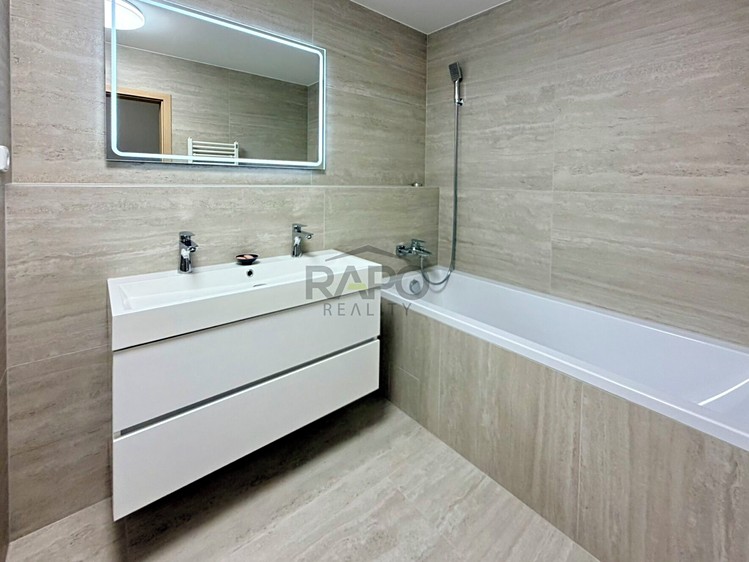 Prodej bytu 3+kk 93 m² - foto 2