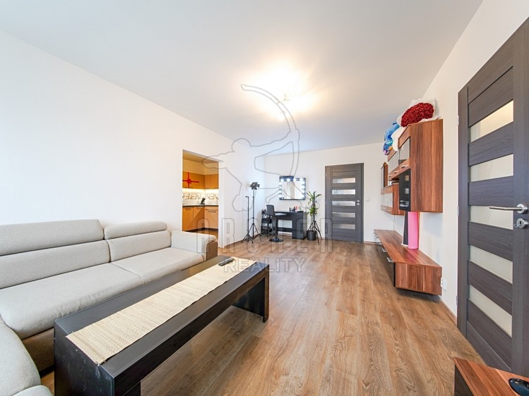 Prodej bytu 4+1 87 m² - foto 1
