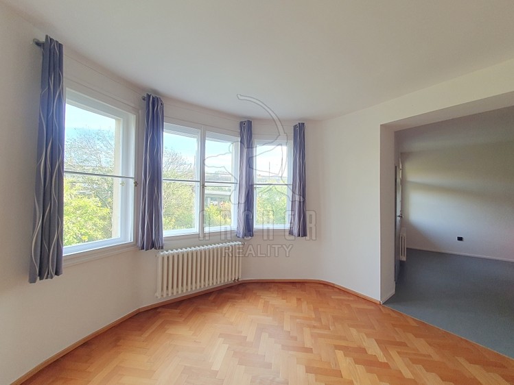 Prodej bytu 2+1 80 m² - foto 4