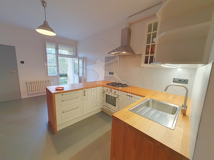 Prodej bytu 2+1 80 m² - foto 3