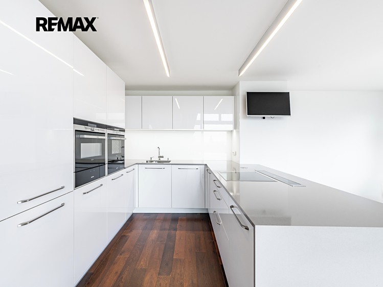 Prodej bytu atypické 182 m² (Mezonet) - foto 6