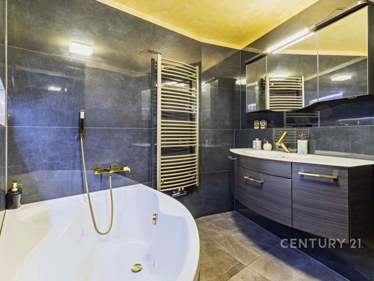 Prodej bytu 3+kk 81 m² - foto 6
