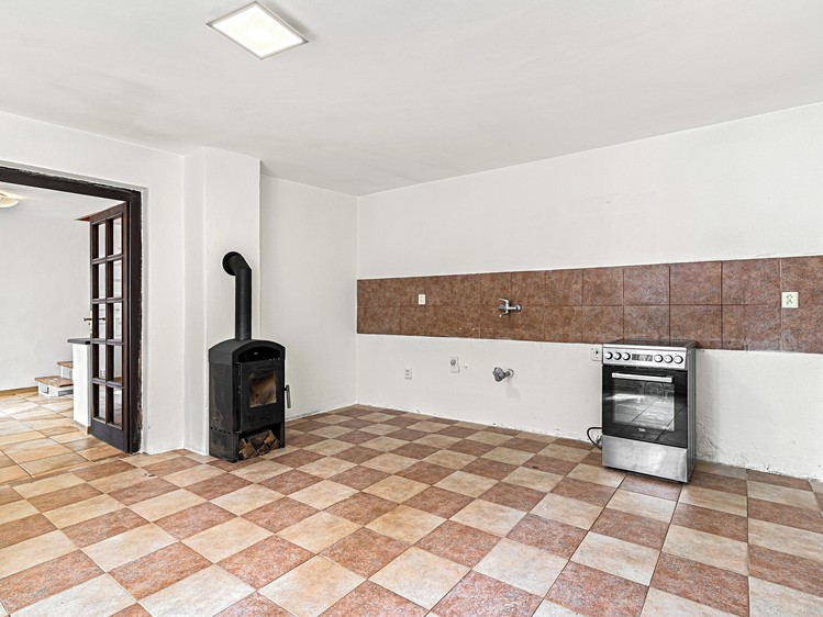 Prodej bytu 2+1 77 m² (Mezonet) - foto 3