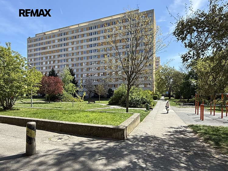 Prodej bytu 3+kk 60 m² (Jednopodlažní) - foto 3