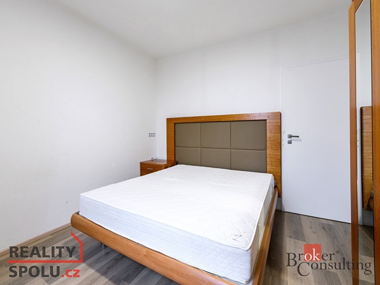 Prodej bytu 2+1 48 m² - foto 4