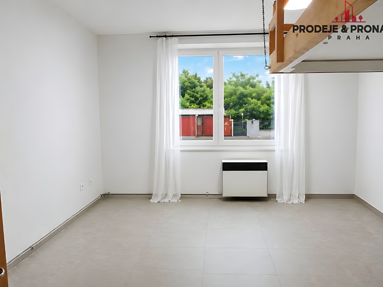 Prodej bytu 1+kk 24 m² (Jednopodlažní) - foto 3