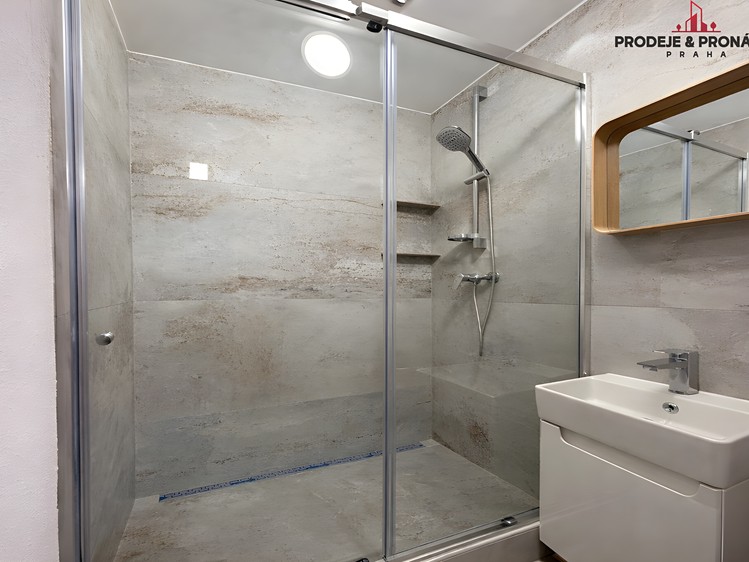 Prodej bytu 1+kk 24 m² (Jednopodlažní) - foto 2