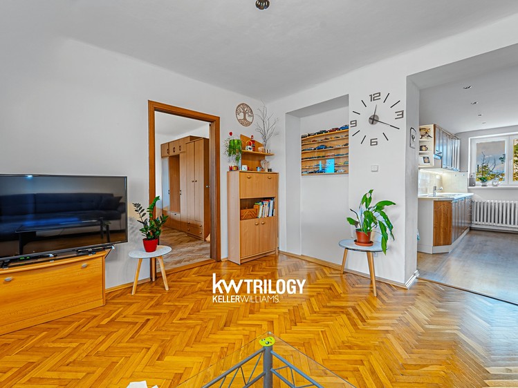 Prodej bytu 2+1 56 m² - foto 1
