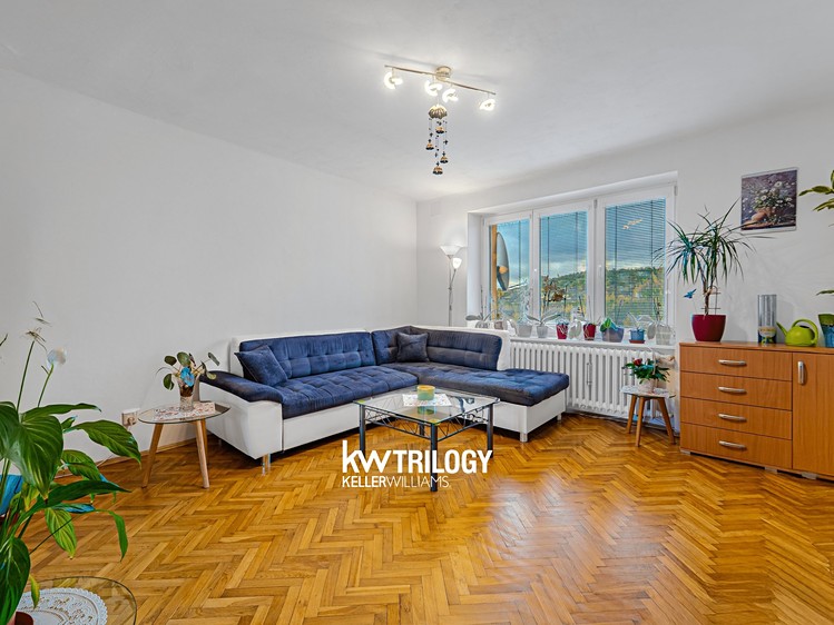 Prodej bytu 2+1 56 m² - foto 2