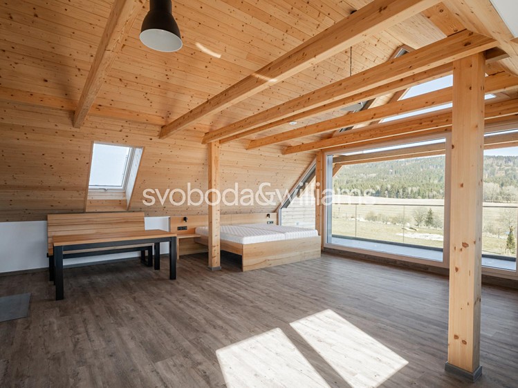 Prodej bytu 1+kk 62 m² - foto 1