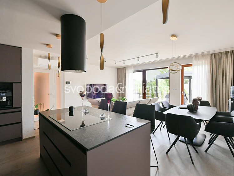 Prodej bytu 2+kk 80 m² - foto 4