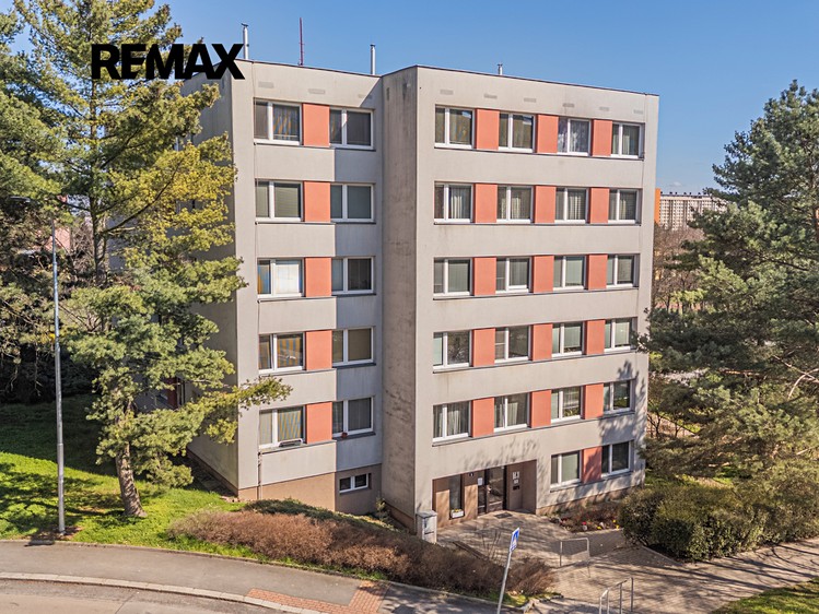 Prodej bytu 3+1 61 m² - foto 1