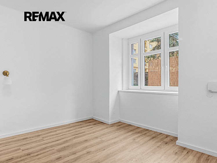 Prodej bytu 1+kk 23 m² - foto 4