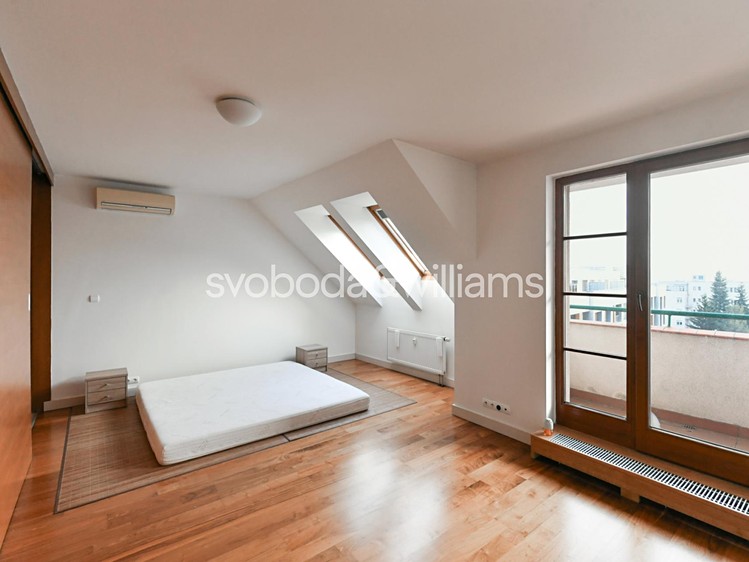 Prodej bytu 4+1 193 m² - foto 8