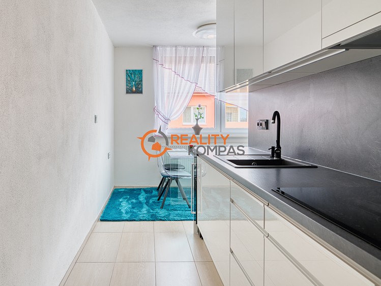 Prodej bytu 2+1 52 m² - foto 2