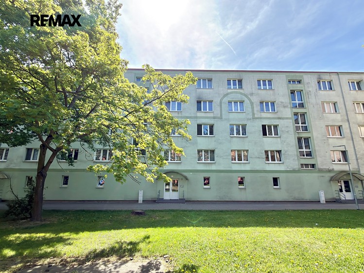 Prodej bytu 1+1 34 m² - foto 1