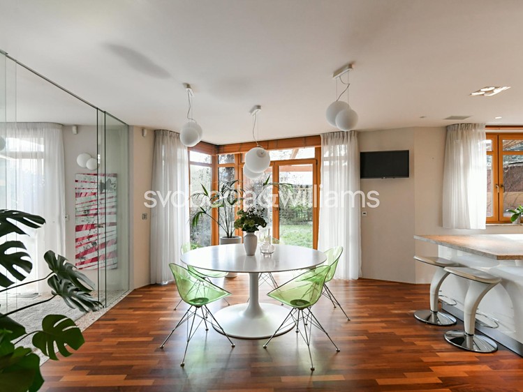 Prodej bytu 6 pokojů a více 224 m² - foto 5