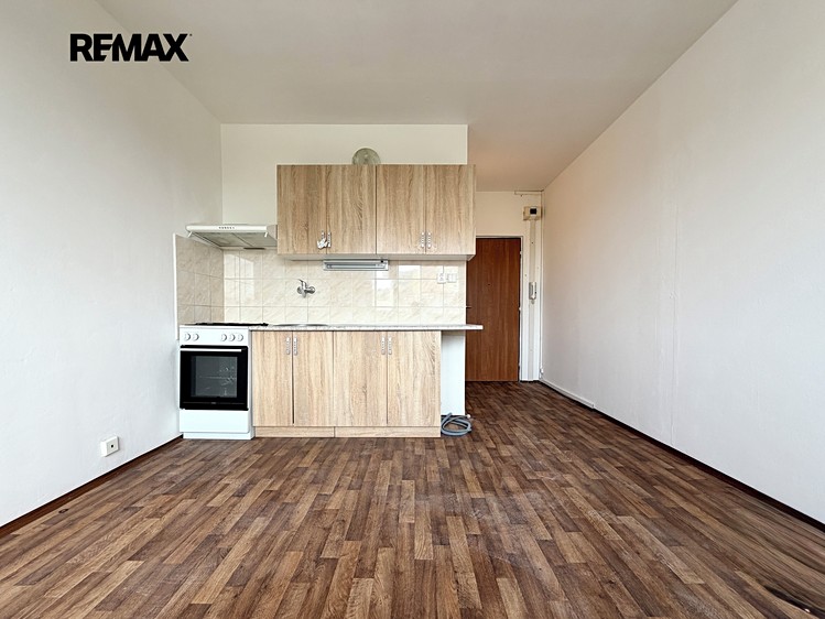 Prodej bytu 1+1 35 m² - foto 1