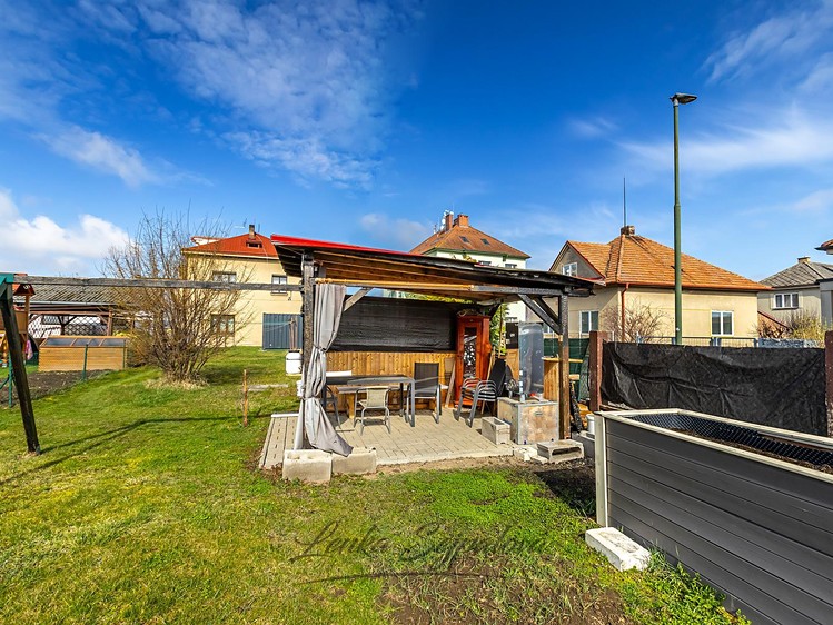 Prodej bytu 2+1 62 m² (Jednopodlažní) - foto 2