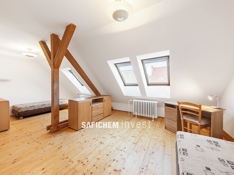 Prodej bytu 3+kk 133 m² (Podkrovní) - foto 4