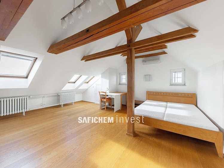 Prodej bytu 3+kk 133 m² (Podkrovní) - foto 6