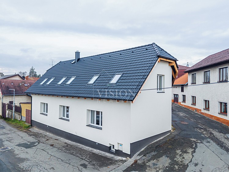Prodej bytu 4+kk 90 m² - foto 1