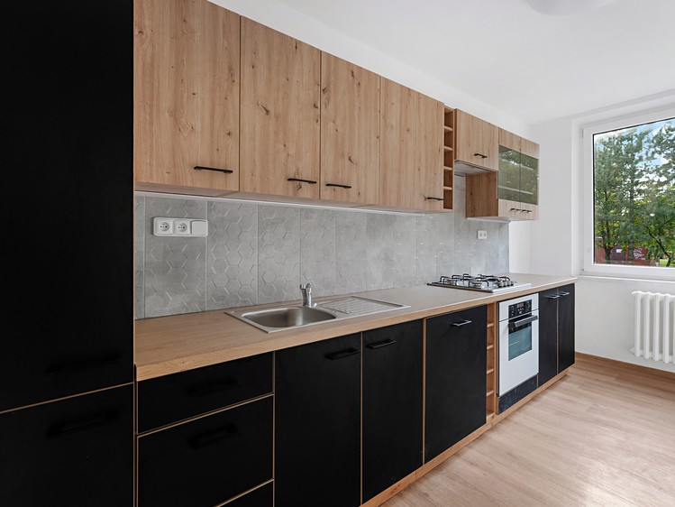 Prodej bytu 3+1 74 m² - foto 1