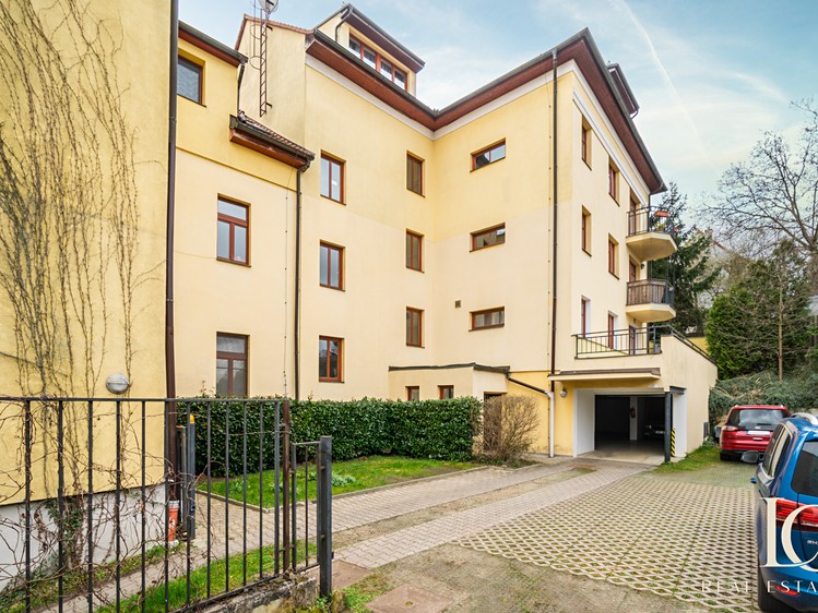 Prodej bytu 3+kk 71 m² (Jednopodlažní) - foto 3