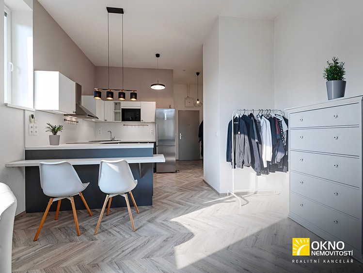Prodej bytu 1+kk 38 m² (Jednopodlažní) - foto 2