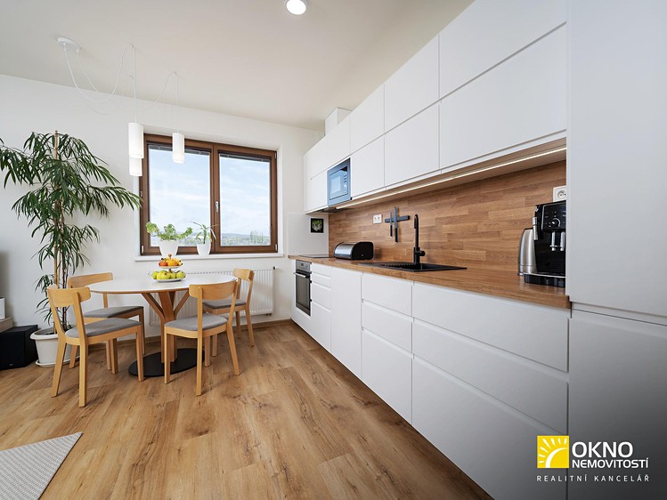 Prodej bytu 3+kk 71 m² - foto 1