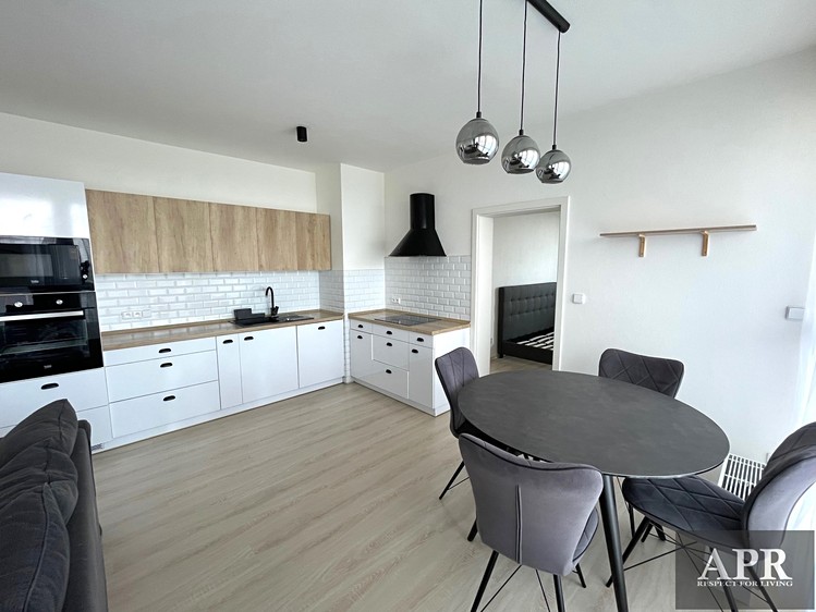 Prodej bytu 4+kk 102 m² - foto 3