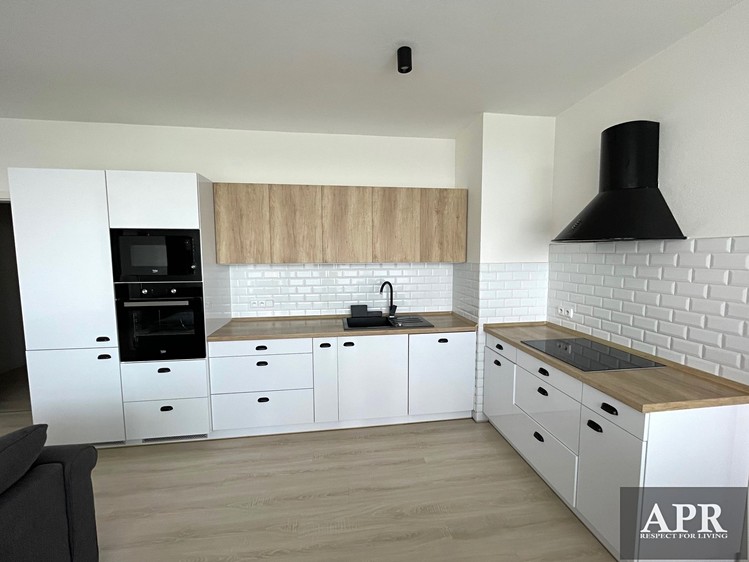 Prodej bytu 4+kk 102 m² - foto 2