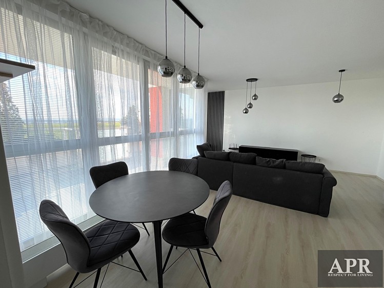 Prodej bytu 4+kk 102 m² - foto 4