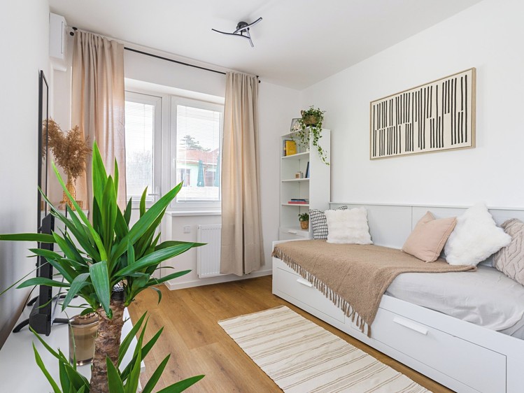 Prodej bytu 1+kk 17 m² - foto 3