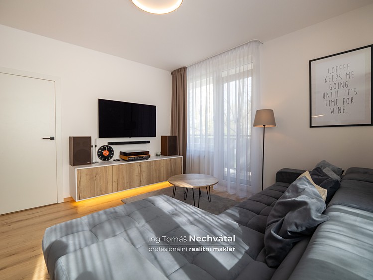 Prodej bytu 3+kk 80 m² (Jednopodlažní) - foto 6