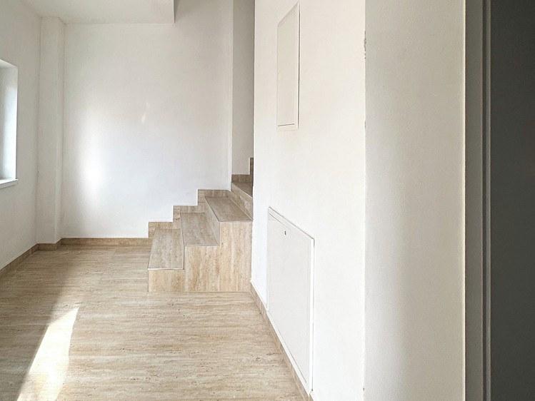Prodej bytu 3+kk 64 m² (Podkrovní) - foto 8