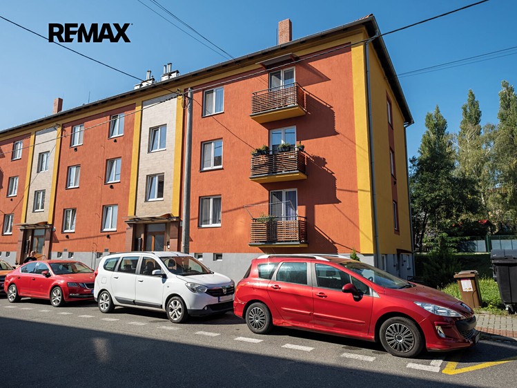 Prodej bytu 2+1 58 m² - foto 1