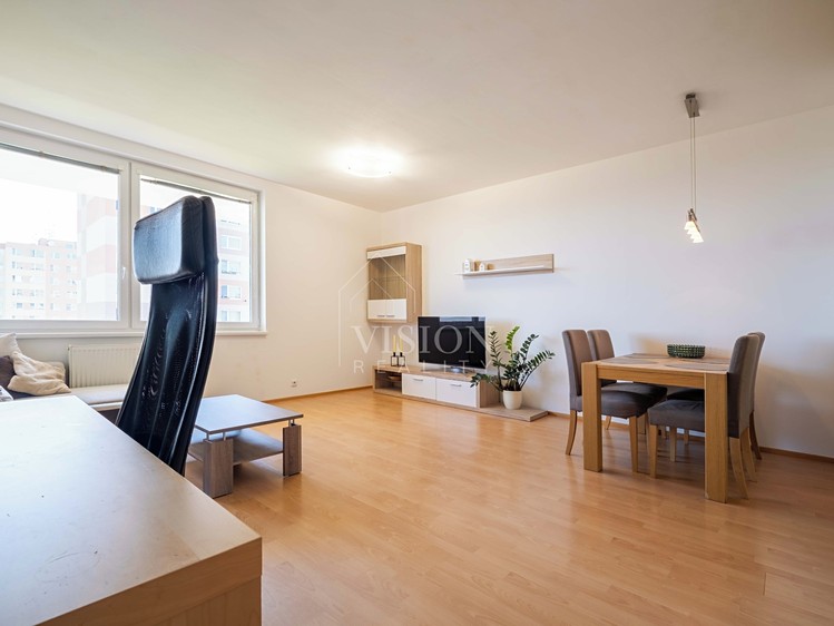 Prodej bytu 2+kk 64 m² (Jednopodlažní) - foto 3