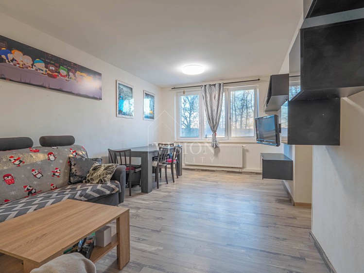 Prodej bytu 4+1 78 m² (Jednopodlažní) - foto 3