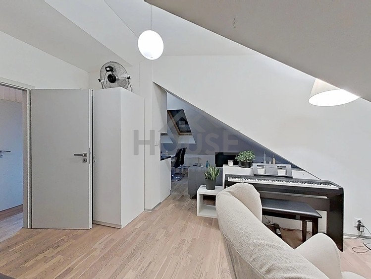 Prodej bytu 1+kk 58 m² - foto 3