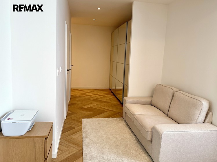 Prodej bytu 3+kk 67 m² - foto 4