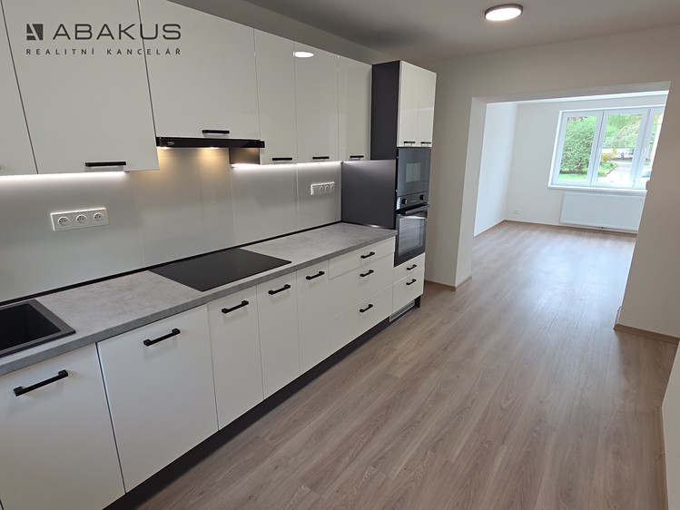 Prodej bytu 2+1 57 m² - foto 3