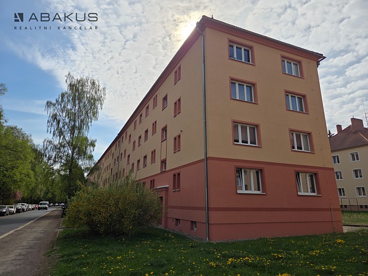 Prodej bytu 2+1 57 m² - foto 1